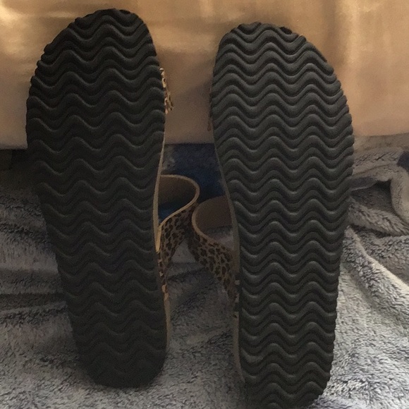 New RK Collection Sandals - Picture 7 of 9